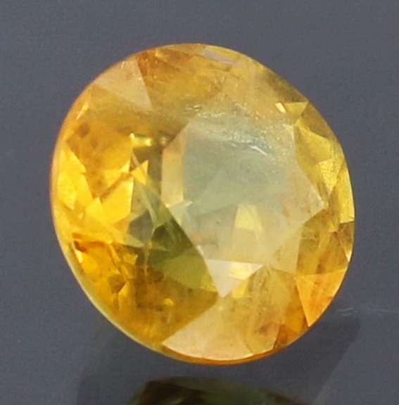 Simply amazing 1.08ct yellow Sapphire solitaire