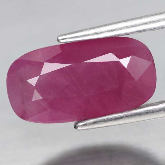 Stunning 3.21ct untreated violet red Ruby