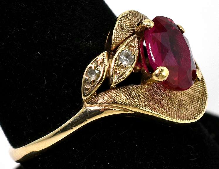 Bold Textured Ruby Ring in Yellow Gold