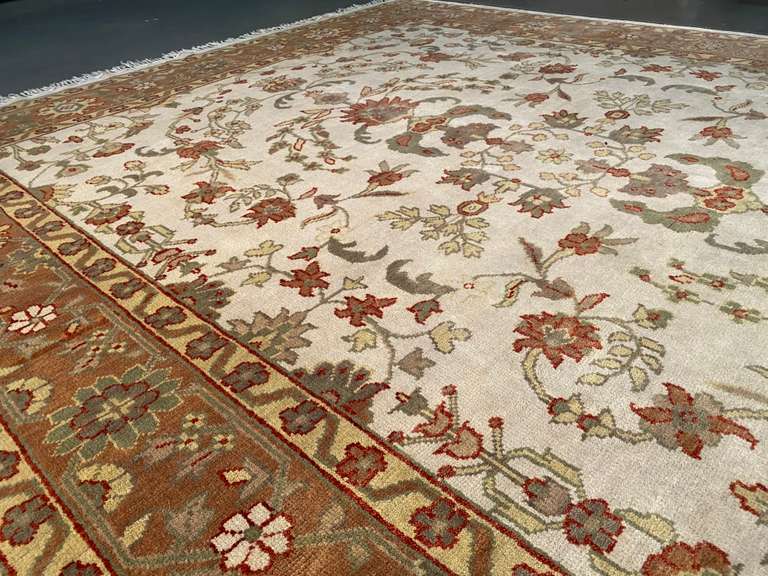 DECORATIVE VINTAGE DESIGN RUG 8x10