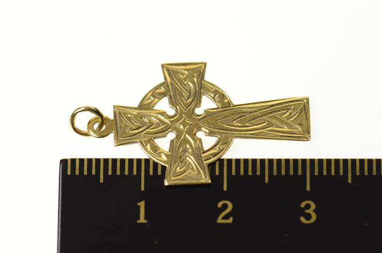 9K Yellow Gold Etched Celtic Knot Cross Traditional Irish Pendant