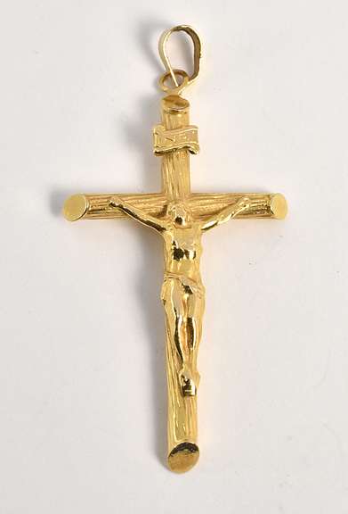Classic Gold Crucifix
