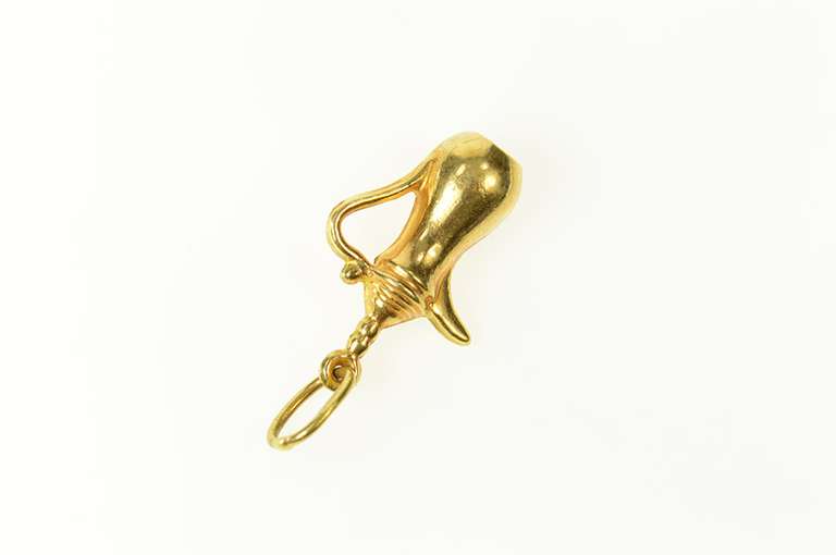18K Yellow Gold 3D Vase Pitcher Jug Urn Charm/Pendant