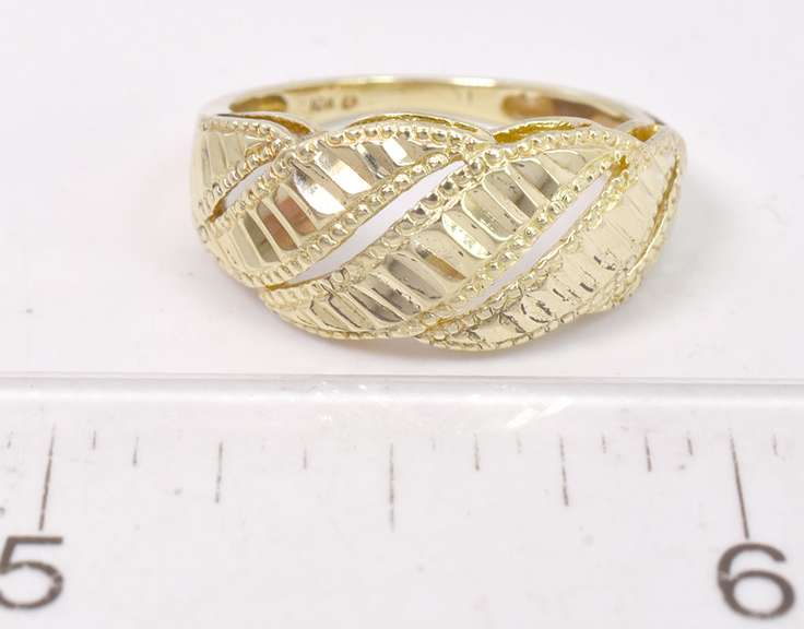 Yellow Gold Carved Band Ring