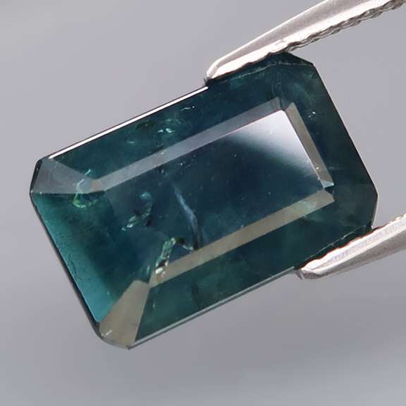 Amazing 4.63ct emerald cut blue green Sapphire