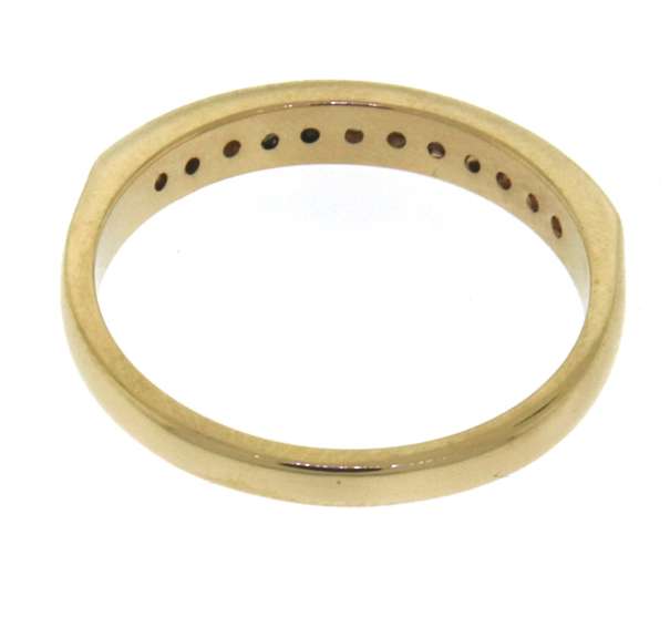 Eelgant Yellow Gold Diamond Channel Set Band