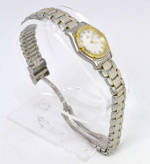 Ebel Swiss Ladies 18k & Diamond. Pre-Owned.