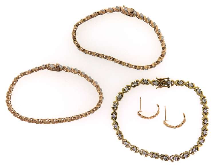 Group of 3 Bracelets and Earrings in Sterling Silver