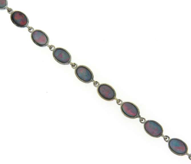 Powerful 18kt Opal Bracelet