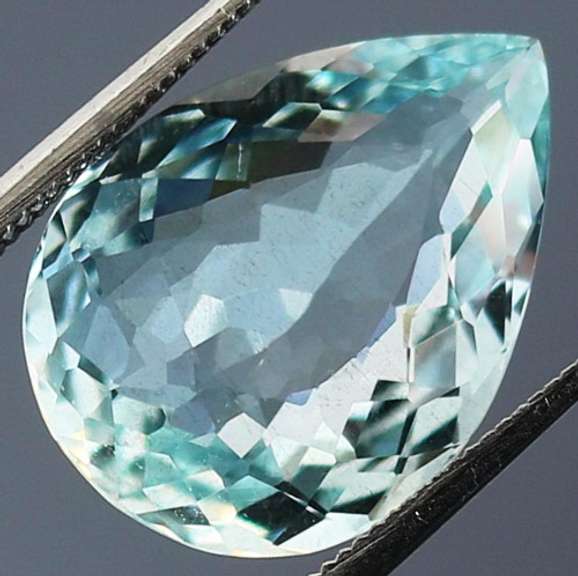 Simply ravishing 5.33ct full fire Aquamarine