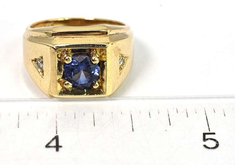 Awesome 0.97CT Sapphire Ring in 14KT Yellow Gold