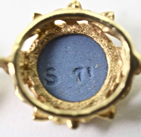 Charming Vintage 14K and Wedgwood Bracelet
