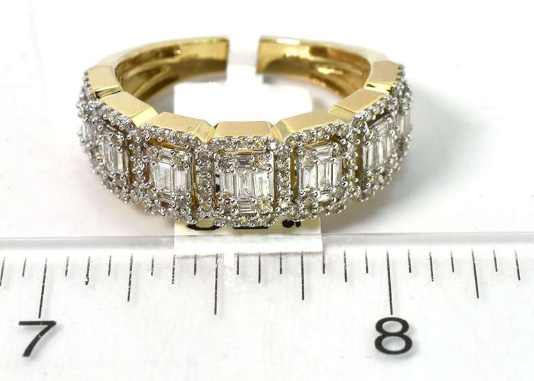 Excellent Diamond Band Ring in Gold