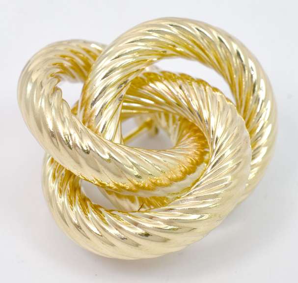 Vintage 14KT Yellow Gold Pin
