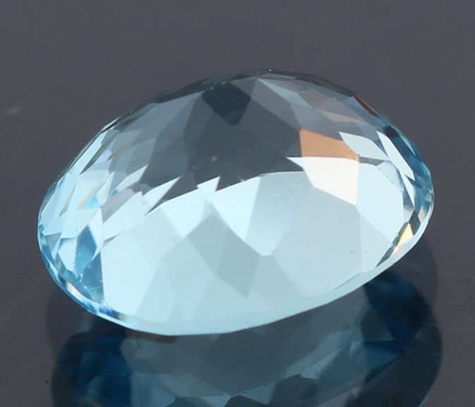 Impressive 6.39ct top Swiss blue Topaz