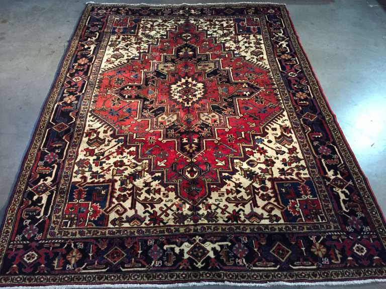 FINE PERSIAN HERIZ RUG 7x9.6
