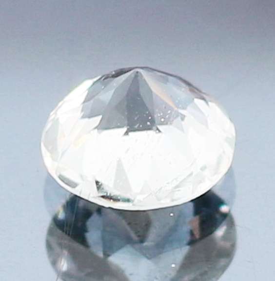 Premium cut! 2.11ct diamond white Topaz solitaire