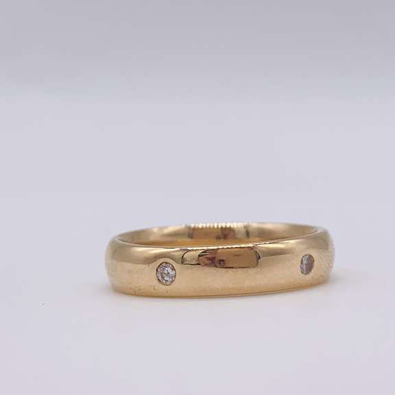 18kt Solid Yellow Gold & Diamond Band Ring