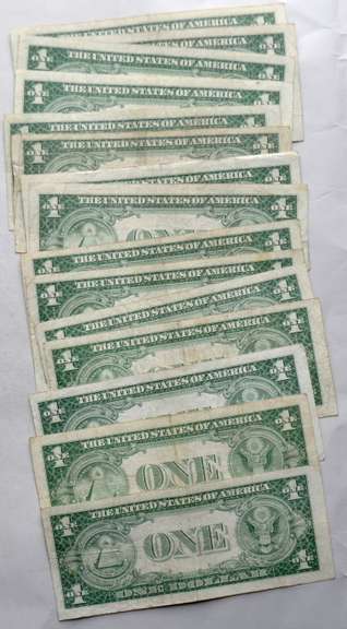 16 Circulated 1935 G $ 1 Silver Certificates