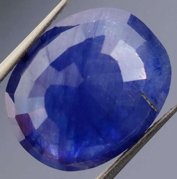 Massive! 15.29ct Royal blue Sapphire from Madagascar