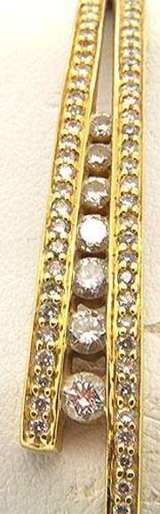 Elegant & Classy Diamond Bangle Bracelet, 14kt