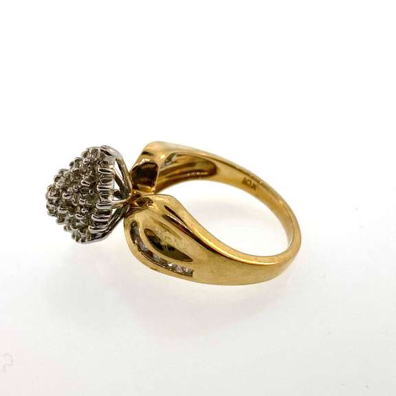 Eye Catching 10kt Yellow Gold Diamond Cluster Ring