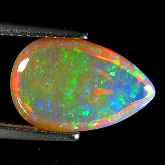 Stunning 3.01ct semi-black pinfire Welo Opal
