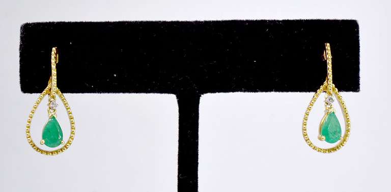 Emerald Earrings in Yellow Gold