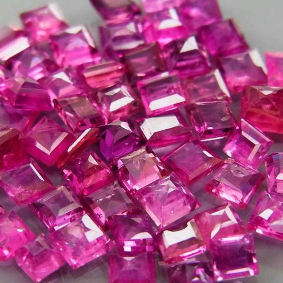 Princess cut! Heated only! 6.93ct Ruby set!