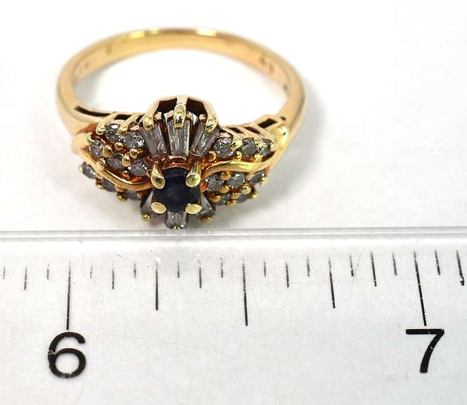 Flashy Antique Sapphire & Diamond Ring in Yellow Gold
