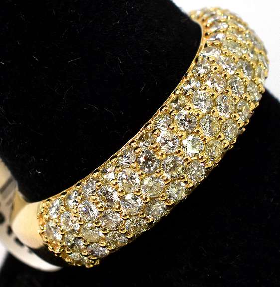 NEW Lush Pave Diamond Band Ring in Gold