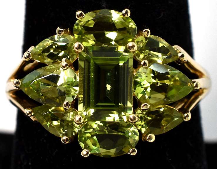 Dazzling Art Deco Peridot Ring in 14KT Yellow Gold