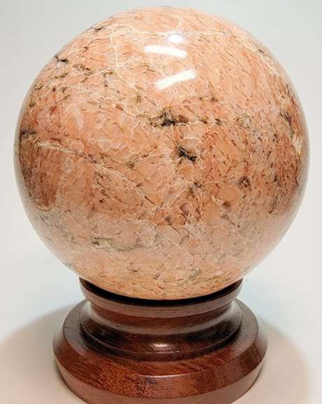 Beautifully patterned 5,750ct peach Moonstone