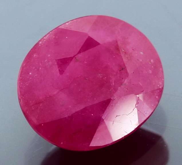 Heated only! 2.81ct violet red Ruby