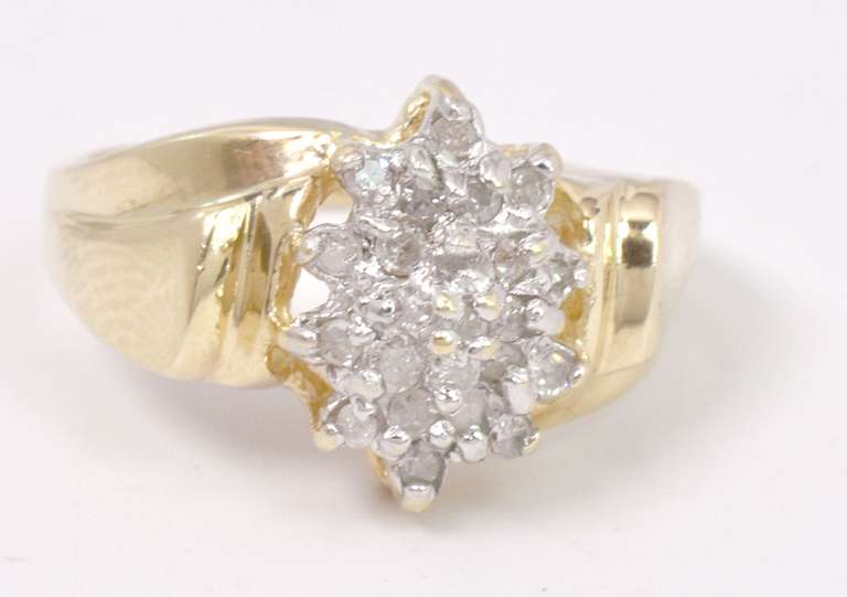 Vintage Diamond Cluster Ring in Gold
