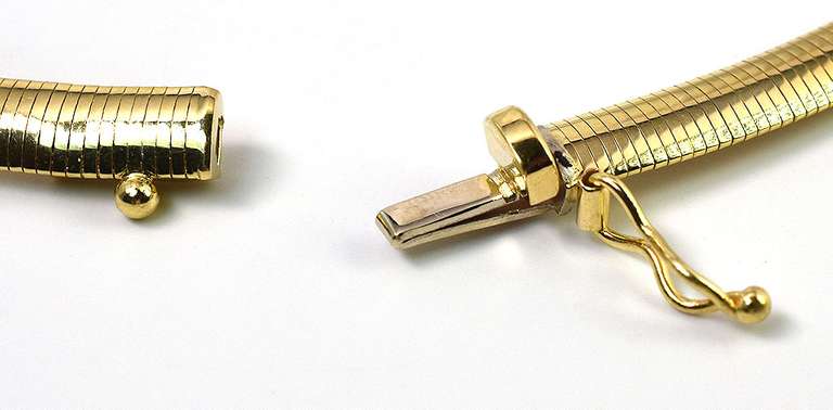 Slick Omega Necklace in 14KT Yellow Gold