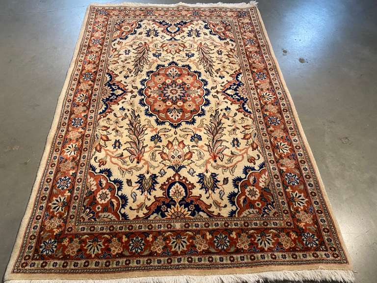 STUNNING ANTIQUE SAROUK 3.8x5.5