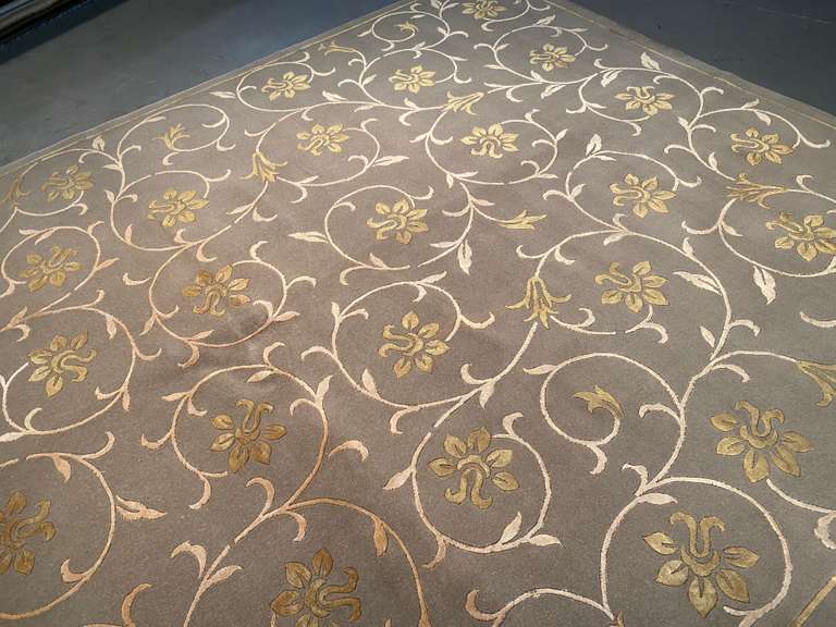 SILK & WOOL RUG 5.6x8.6