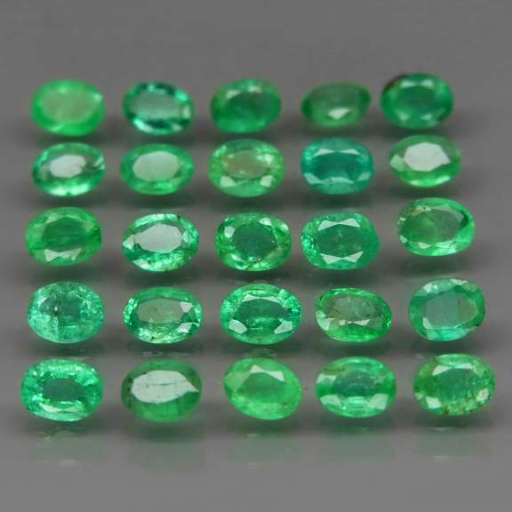 Top emerald green 4.25ct 25pc emerald set
