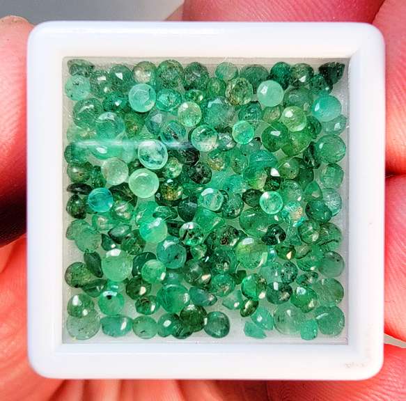 Heavy 8.40ct set of Emeralds with multiple green hues