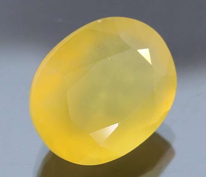 Glistening 19.29ct natural golden Fire Opal