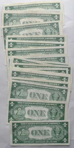 21 Near Uncirculated 1935 G $ 1 Silver Certificates