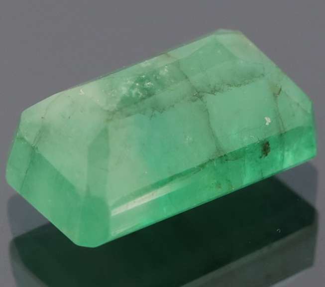 Substantial 7.98ct rich forest green Zambian Emerald