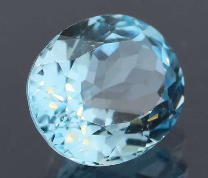 Impressive 6.39ct top Swiss blue Topaz