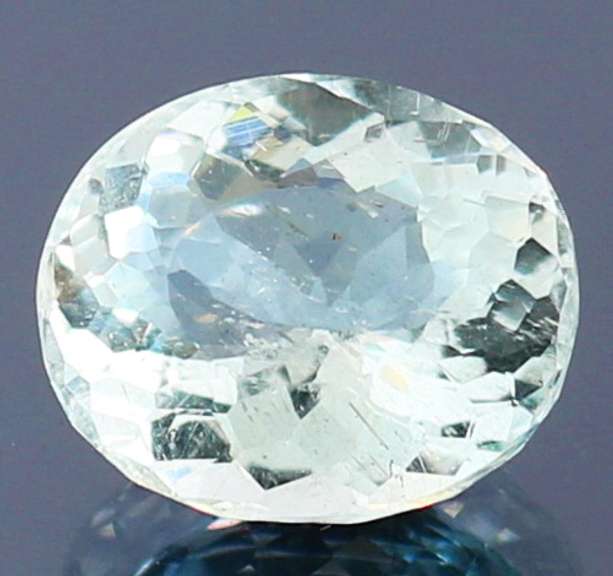 Sparkling 4.51ct diamond white Beryl