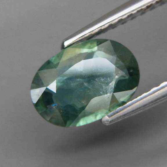 Stunning 1.48ct blue-green Australian Sapphire