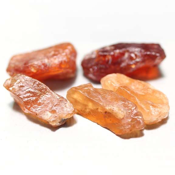 Beautiful 31.55ct uncut Garnet set