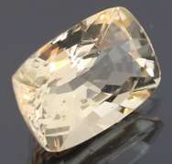 Substantial 7.89ct unheated champagne Beryl