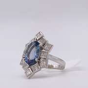 18kt Gold, Tanzanite, & Diamond Ring