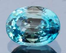 Glittering 2.96ct diamond luster blue Zircon